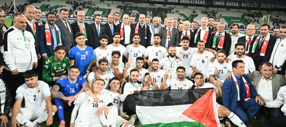 FİLİSTİN MİLLİ TAKIMI İLE KONYASPOR’UN KARŞILAŞTIĞI MAÇTA TÜM DÜNYAYA FİLİSTİN’E DESTEK MESAJI VERİLDİ