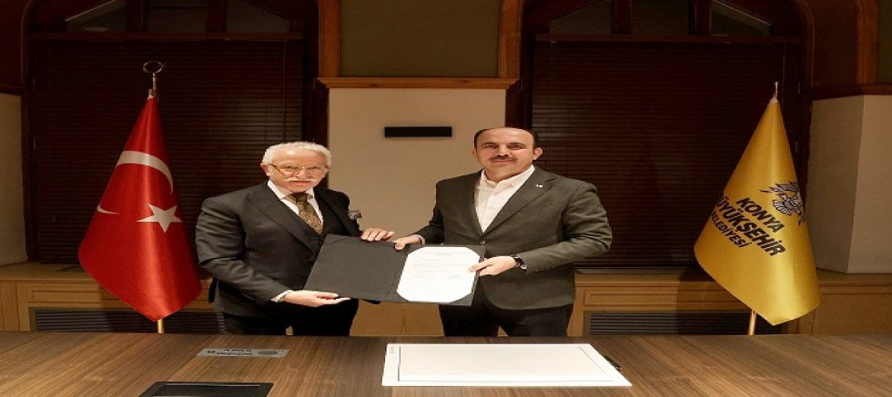 BAŞKAN ALTAY: “KENDİ UYDUSUNU YAPAN İLK BELEDİYE OLARAK TARİHE NOT DÜŞECEK BİR İŞ YAPIYORUZ”