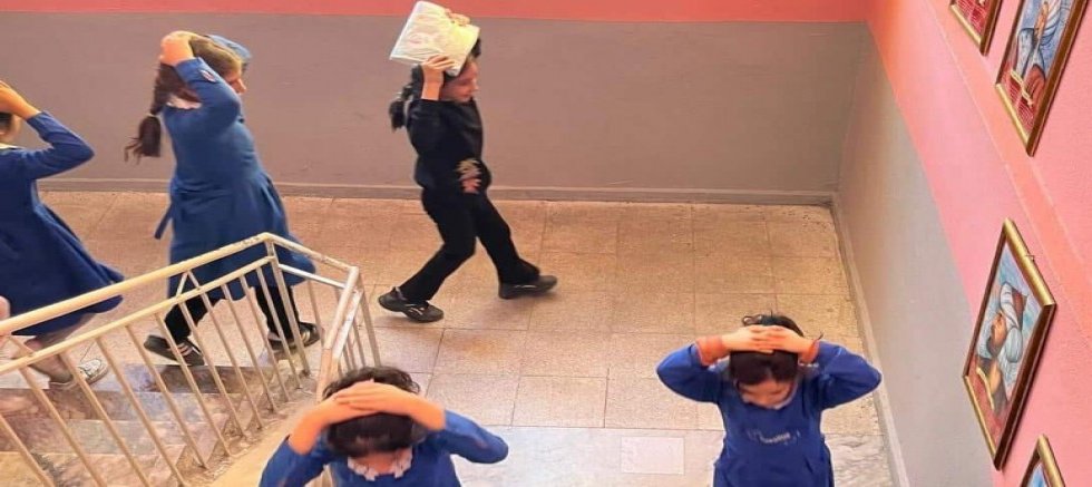 İLÇEDE DEPREM TATBİKATI