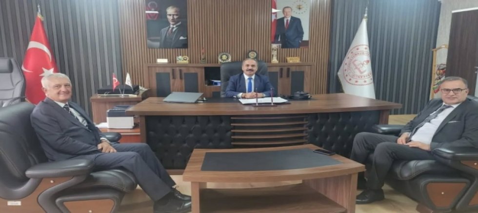 Topaloğlu'ndan İşcan'a Ziyaret