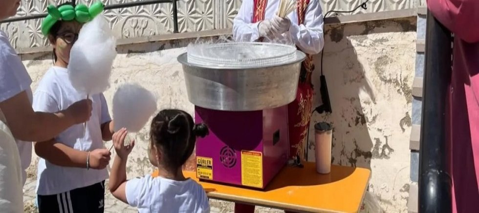 YUNAK MERKEZ ANAOKULUNDA UYUM HAFTASI ŞENLİĞİ