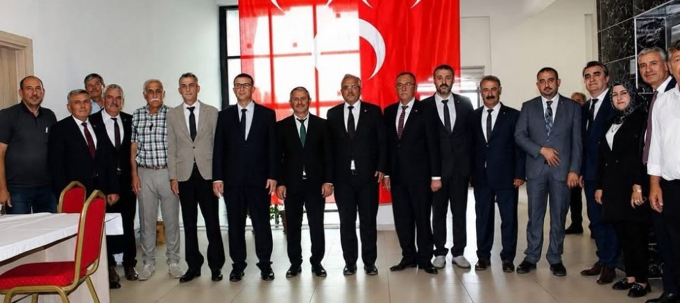MHP YUNAK İLÇE BAŞKANLIĞI'NIN 15. OLAĞAN KONGRESİ YAPILDI