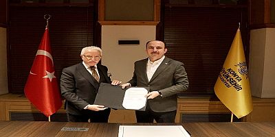 BAŞKAN ALTAY: “KENDİ UYDUSUNU YAPAN İLK BELEDİYE OLARAK TARİHE NOT DÜŞECEK BİR İŞ YAPIYORUZ”