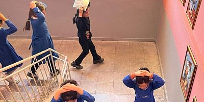 İLÇEDE DEPREM TATBİKATI