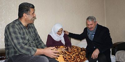 YUNAK’TA KAPILAR DAYANIŞMA İÇİN ÇALINIYOR