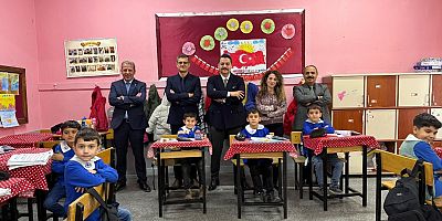 YUNAK'TA KAYMAKAM TAŞAVLI'DAN OKUL ZİYARETLERİ 