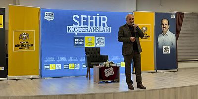 YUNAK'TA NURULLAH GENÇ KONFERANSINA YOĞUN İLGİ 