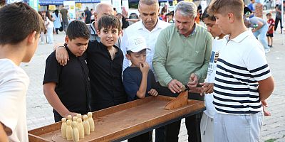 YUNAK’TA ŞENLİK COŞKUSU: BÜYÜKŞEHİR’İN ETKİNLİKLERİ YÜZLERİ GÜLDÜRDÜ