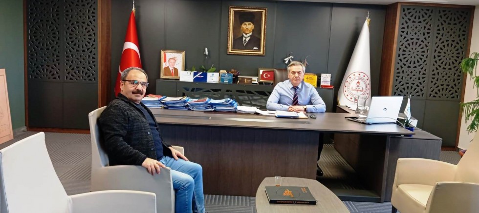 YUNAK İLÇE MİLLİ EĞİTİM MÜDÜRÜ MAHMUT İŞCAN’DAN MURAT YİĞİT’E ÖNEMLİ ZİYARET